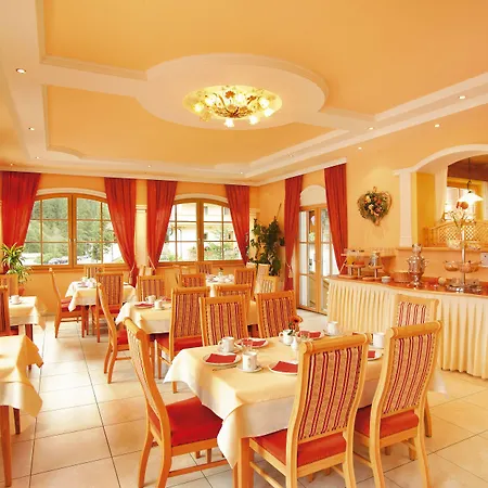 Alpenherz Garni Hotel Gerlos