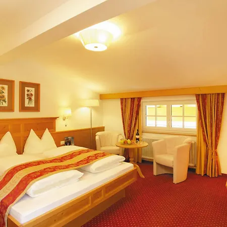 Alpenherz Hotel Garni 4*