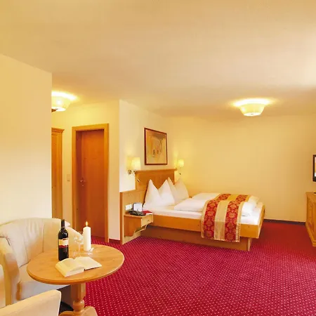 Alpenherz Hotel Garni 4*